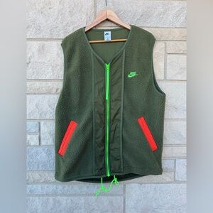 Nike High Pile Fleece Vest Mens Large Green Orange Full Zip Pocket Sherpa